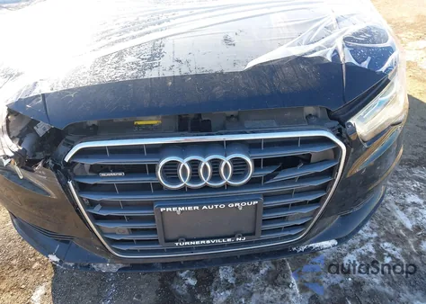 2015 Audi A3 2.0T Premium z USA, uszkodzony, nr VIN WAUBFGFF1F1122197